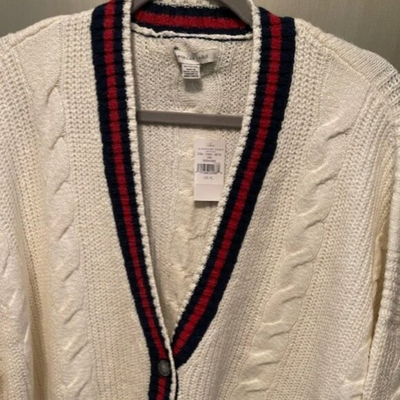 Retro Oversized Cable Knit Button-Up Cardigan - Picture 11 of 16